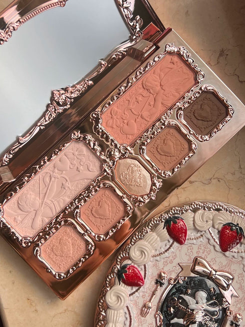 FLOWER KNOWS | Strawberry Cupid Makeup Palette