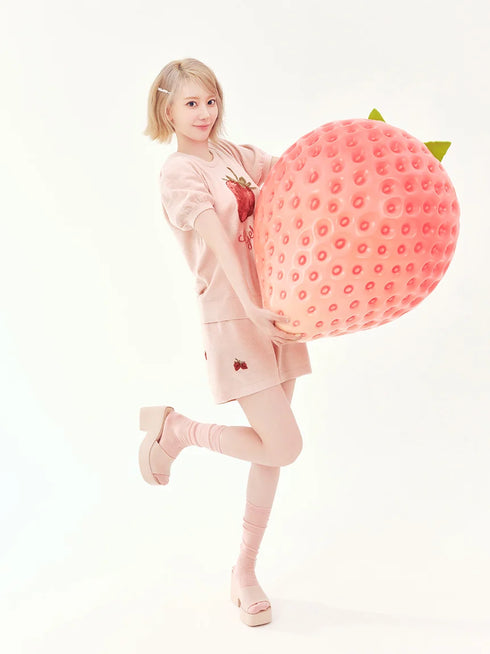 GELATO PIQUE | Strawberry Jacquard Short-Sleeve Pullover & Shorts Loungewear Set Pink
