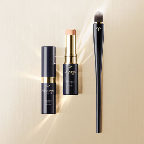CLE DE PEAU BEAUTE | Makeup Brush