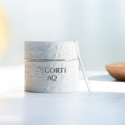 DECORTÉ | AQ Protective Revitalizing Day Cream