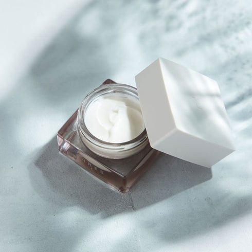 THREE | Aiming Cream R