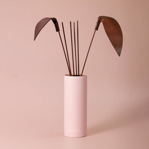 GROUNDLE | Fragrant Vase Natural Reed Diffuser