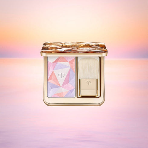 CLE DE PEAU BEAUTE | The Luminizing Face Enhancer