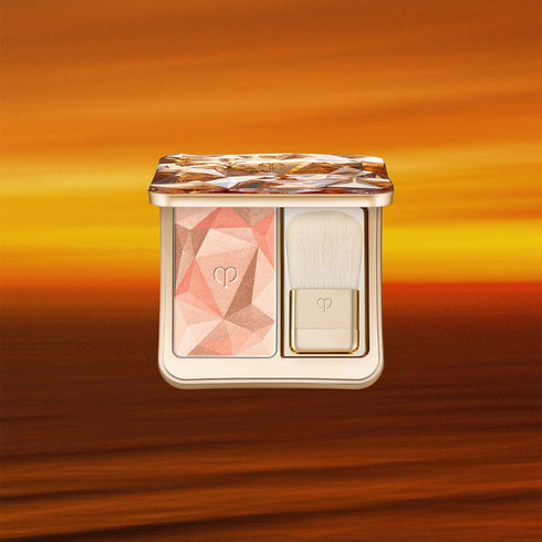 CLE DE PEAU BEAUTE | The Luminizing Face Enhancer